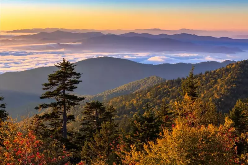 fall landscape in the Smoky Mountains