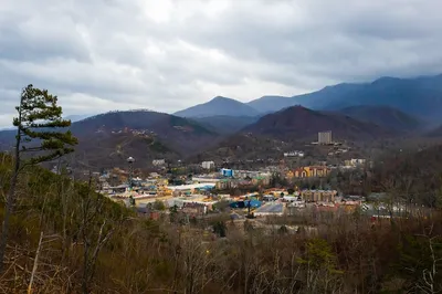 scenic overlook in gatlinburg winter
